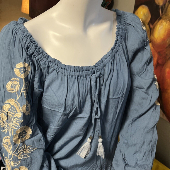 NWT Women’s Boho Embroidered Blue Blouse By Lola P Nwt - Picture 10 of 12